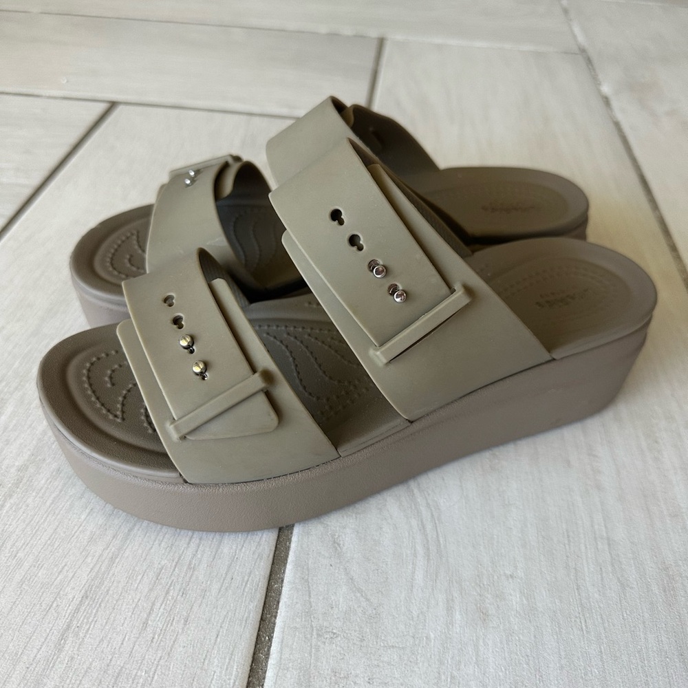 Crocs Women's Brooklyn Buckle Low Wedge Sandal